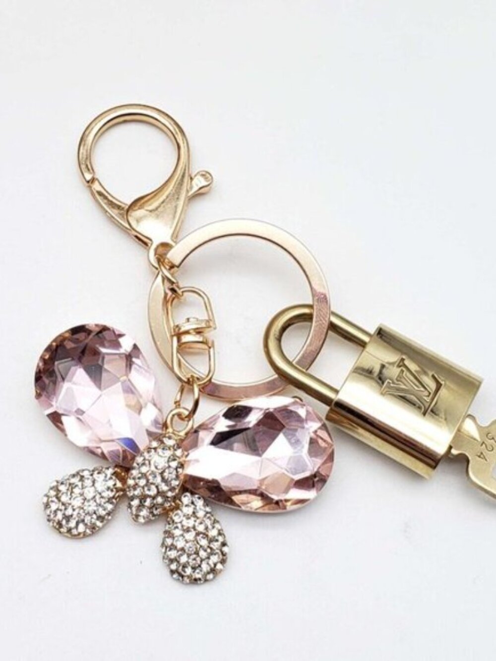 LV Gold Padlock Authentic 🔑 Luxury Bag Charm w/ Unbranded Butterfly Keychain - Picture 5 of 6